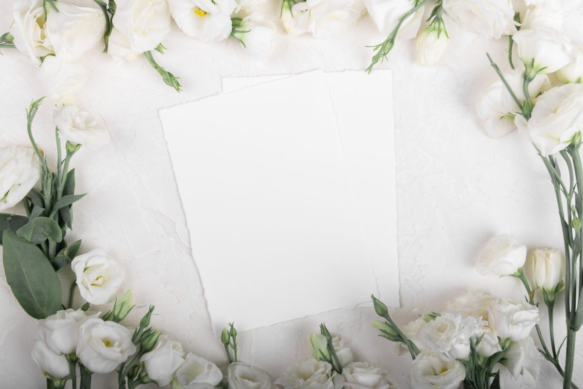 การเลือกการ์ดแต่งงาน มินิมอลหรือวินเทจดี?