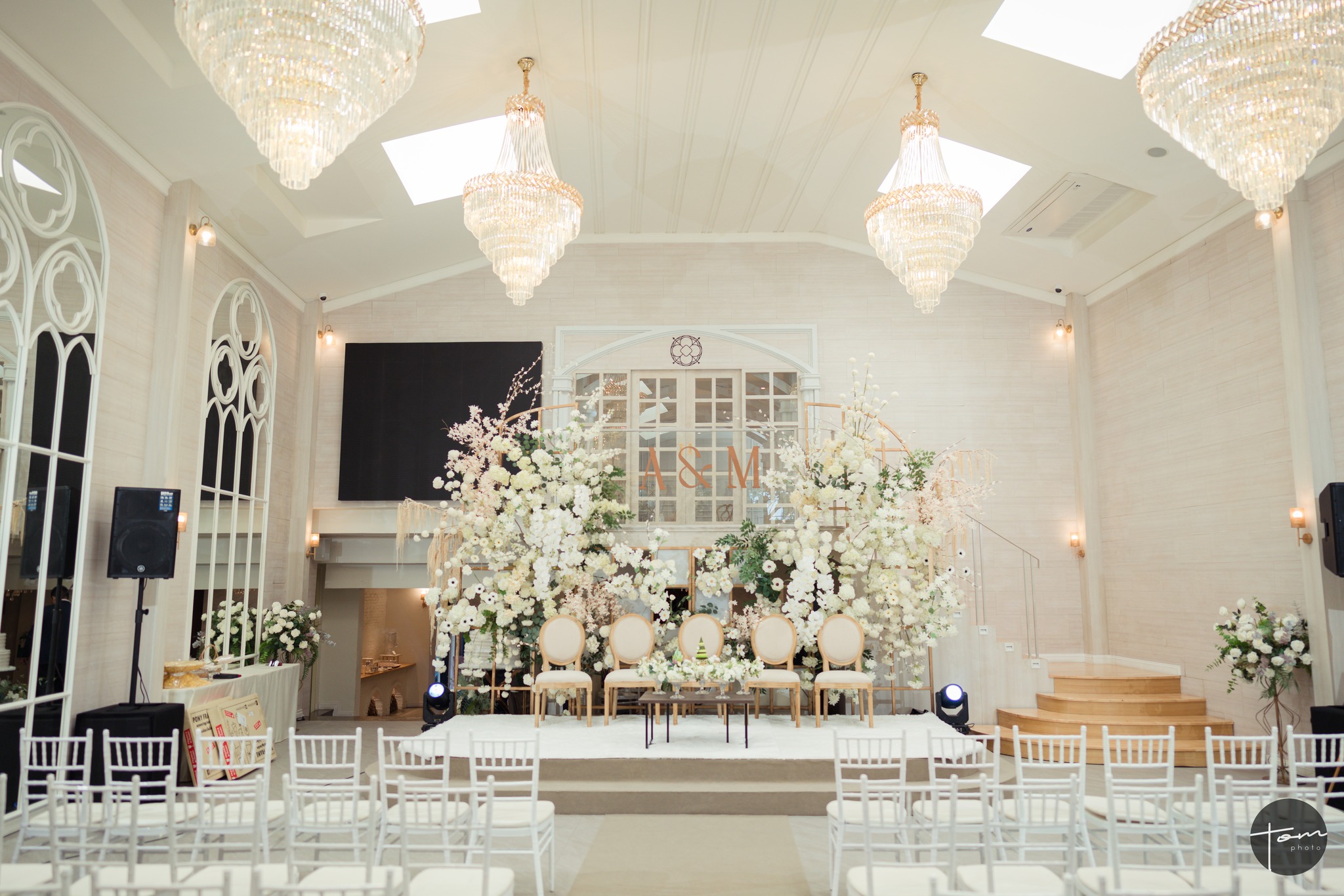 คู่มือเลือก สถานที่จัดงานแต่งงาน ที่ตอบโจทย์ทุกขนาดงาน พร้อมแนะนำ 3 โลเคชั่นยอดนิยม